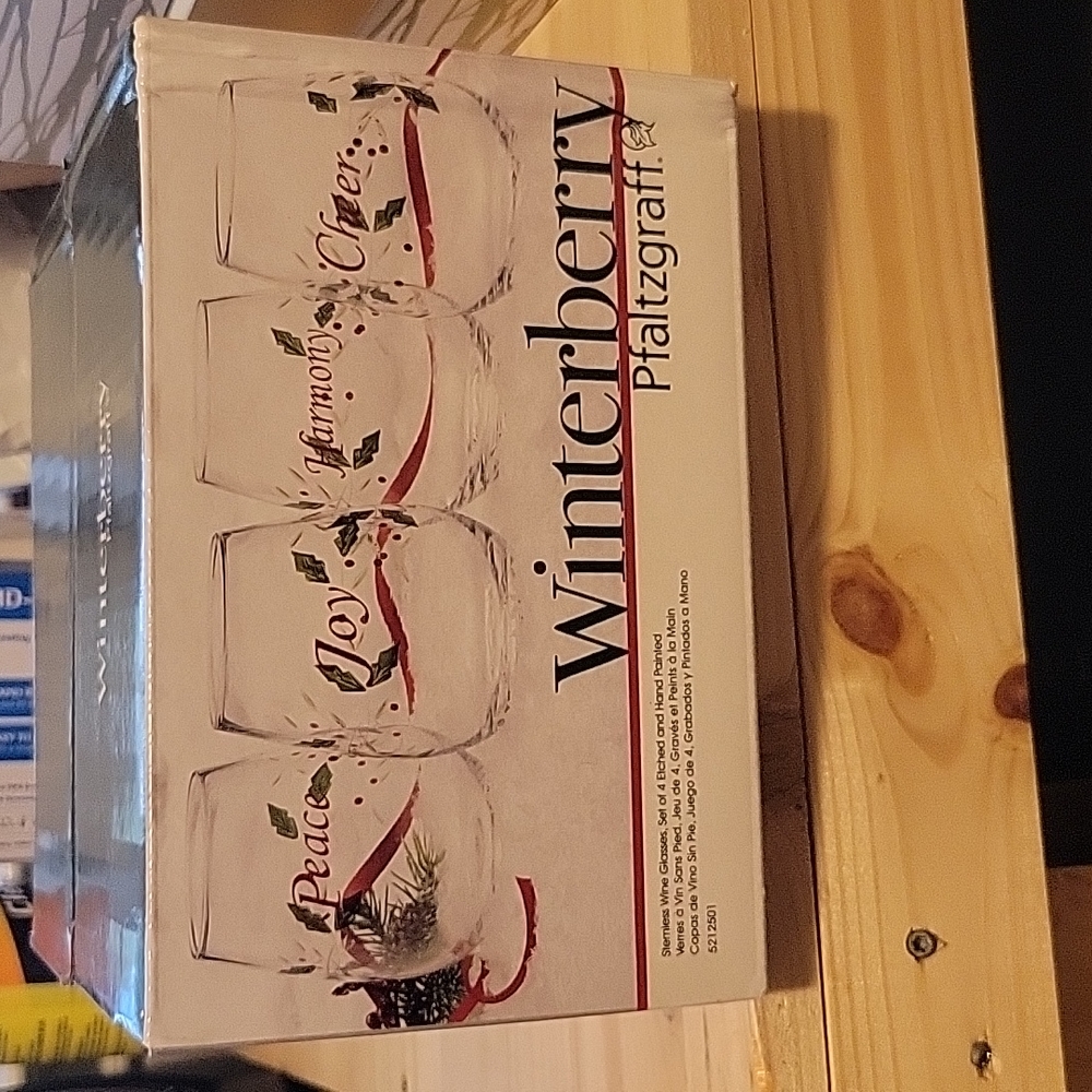 Winterberry Pfaltzgraff Stemless Wine Glasses